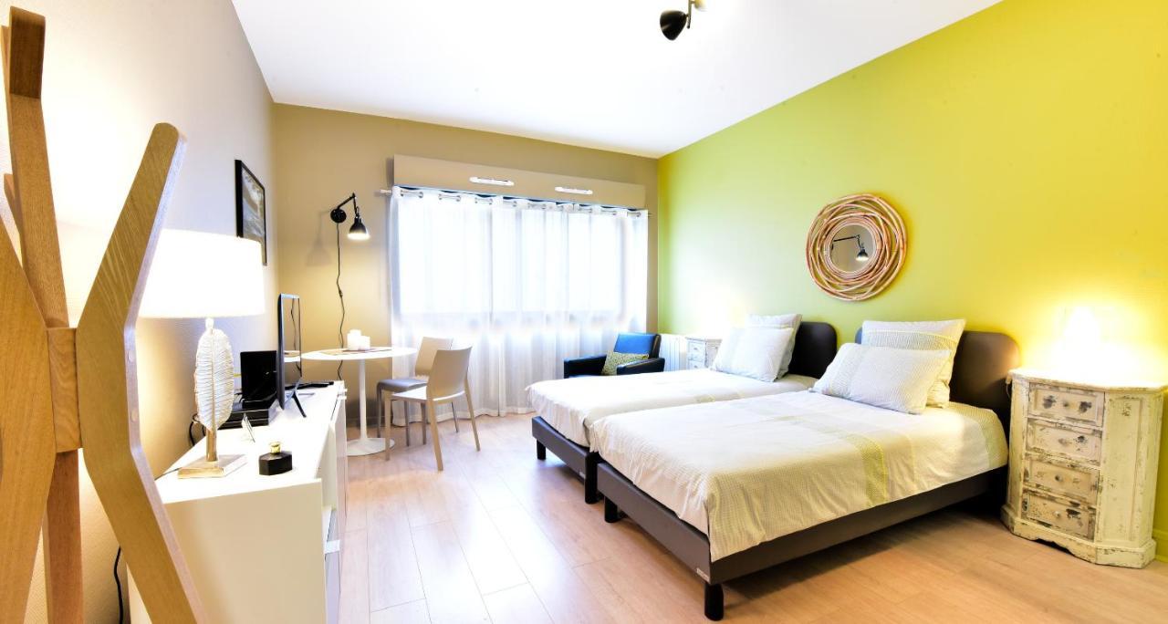 Le Petit Semaphore Apartment ลาโรแชล ภายนอก รูปภาพ