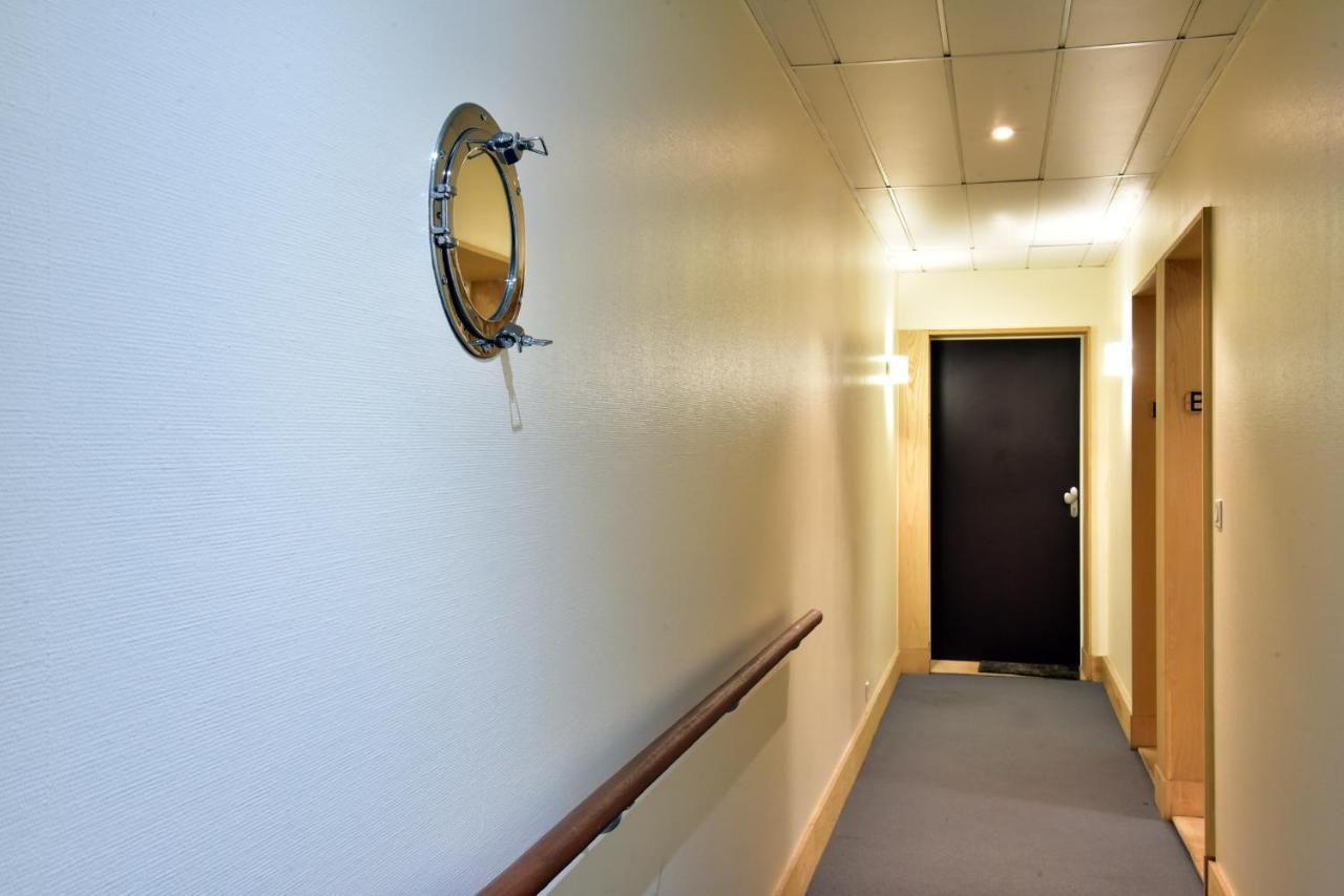 Le Petit Semaphore Apartment ลาโรแชล ภายนอก รูปภาพ